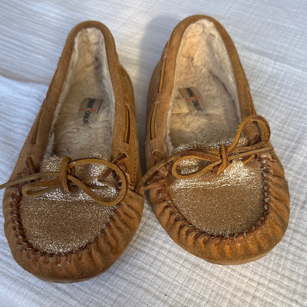 Minnetonka Tan Kids Slippers